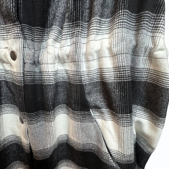 Torrid Plaid Flannel Anorak Jacket Plus Size 1X Hooded Longline Academia Hipster - Picture 2 of 14